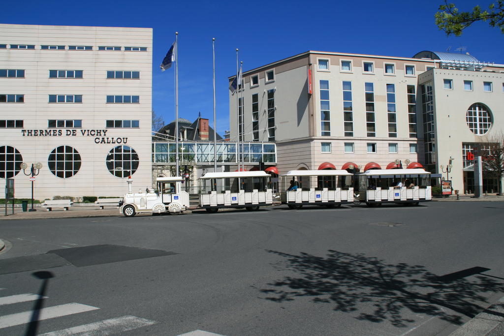 Ibis Vichy Hotel Esterno foto